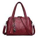BOLSA FEMININA MODELO MODERNO
